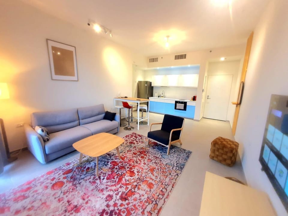 TV and multimedia, Living room, Dining area, air conditioner