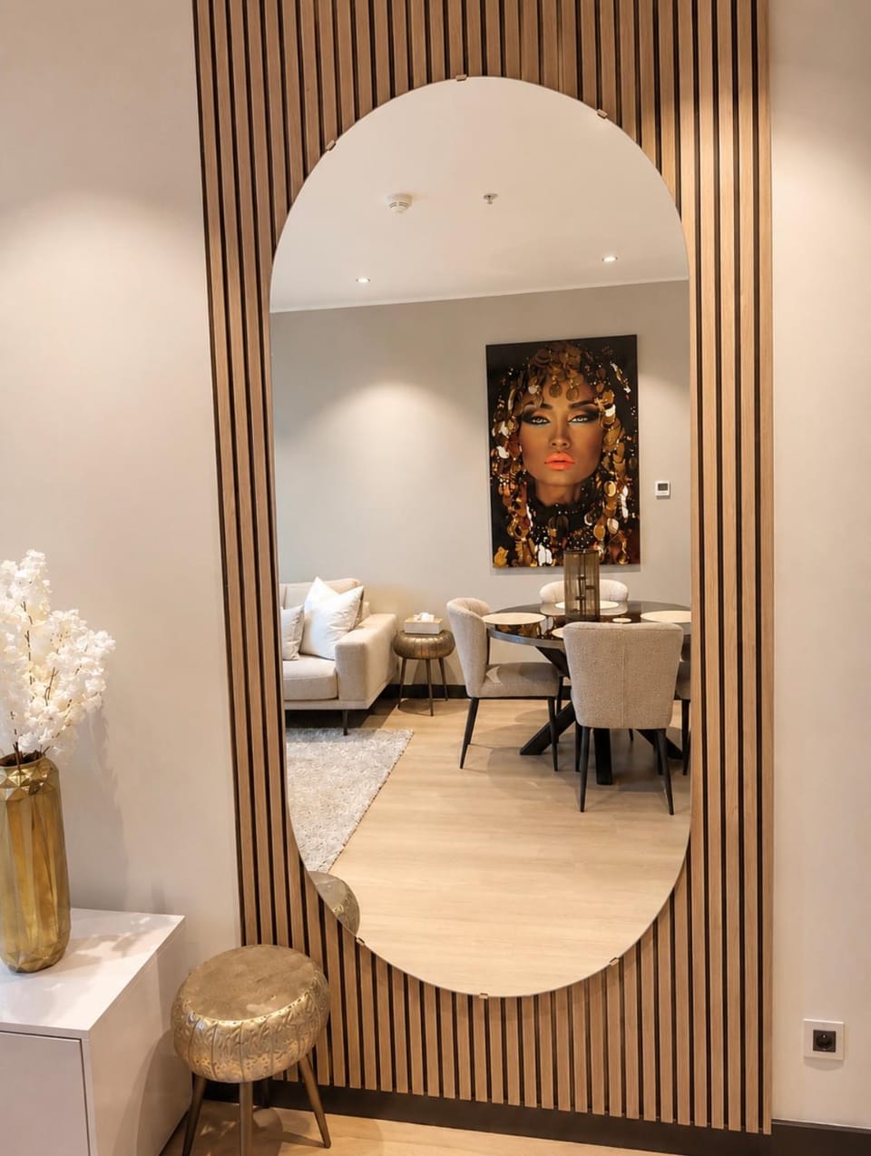 Living room, Decorative detail, Seating area
