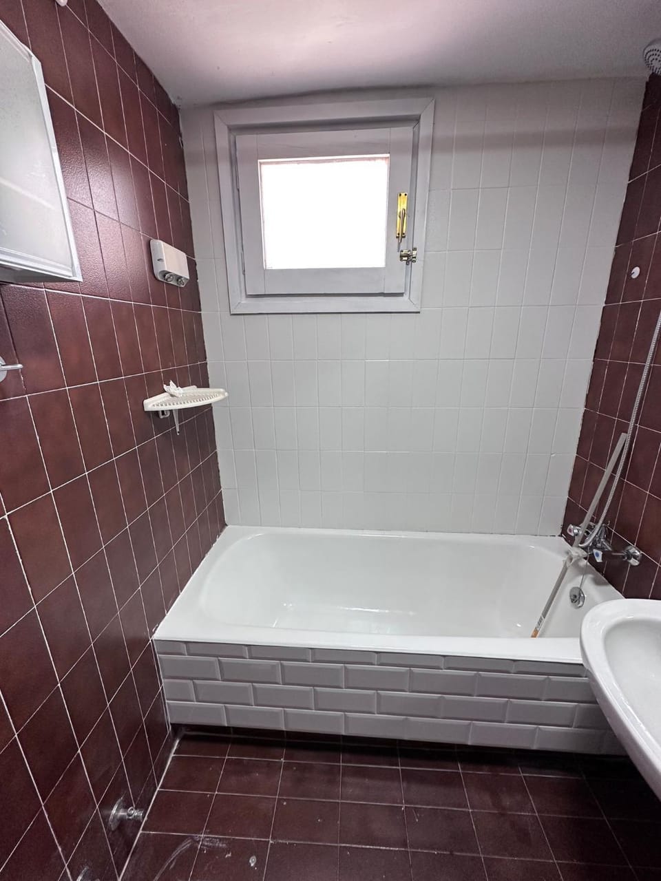 Bathroom, Bath
