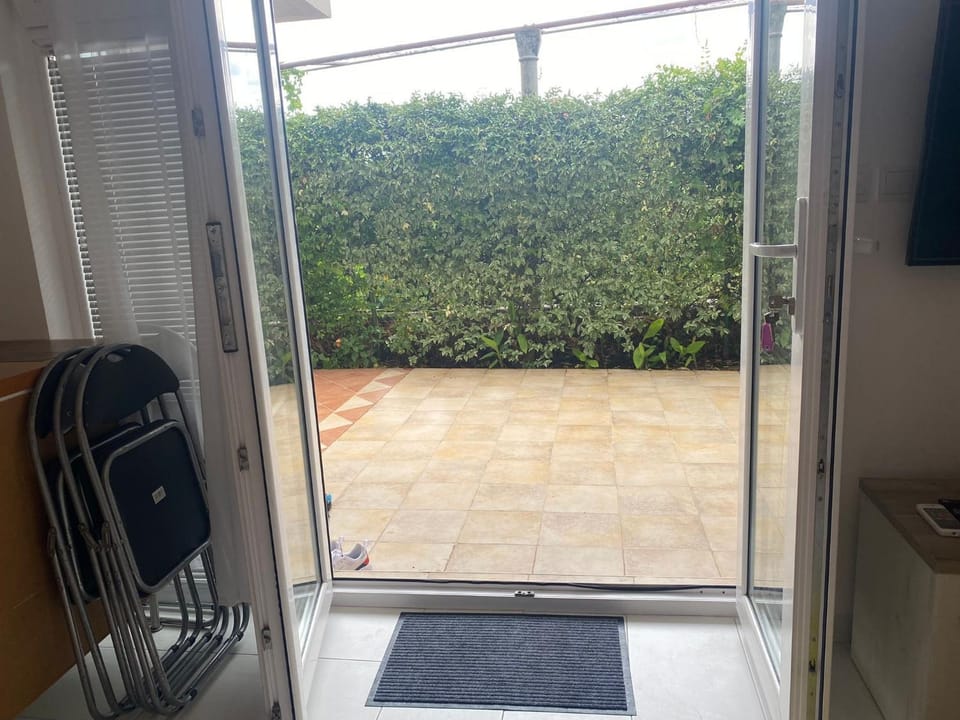Patio, Day