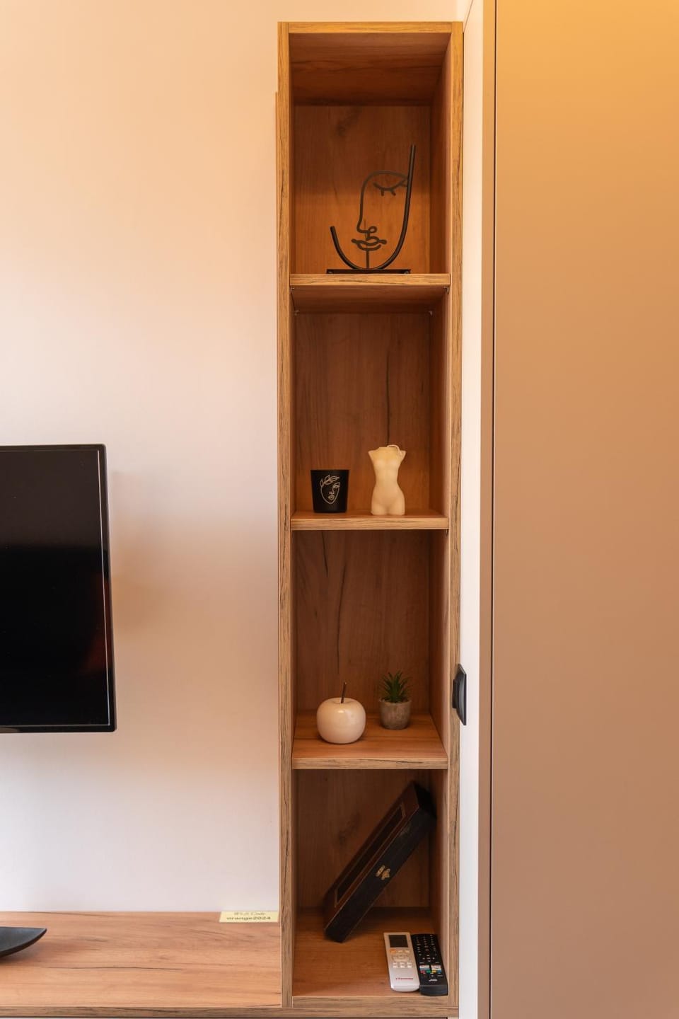 Orange Luxury apartment in agrinio Apartment in Peloponnese, Western Greece and the Ionian