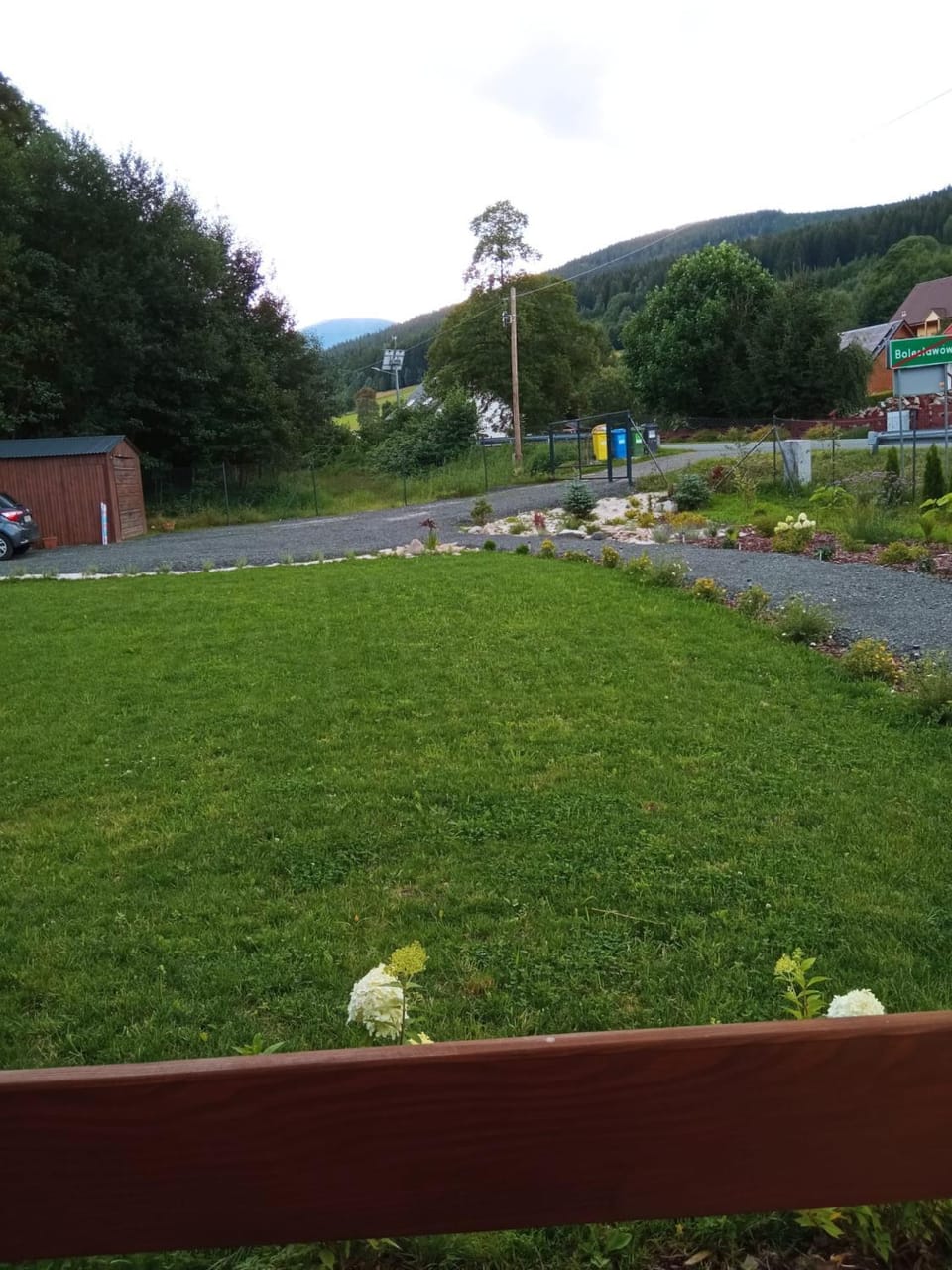 Garden view, Mountain view