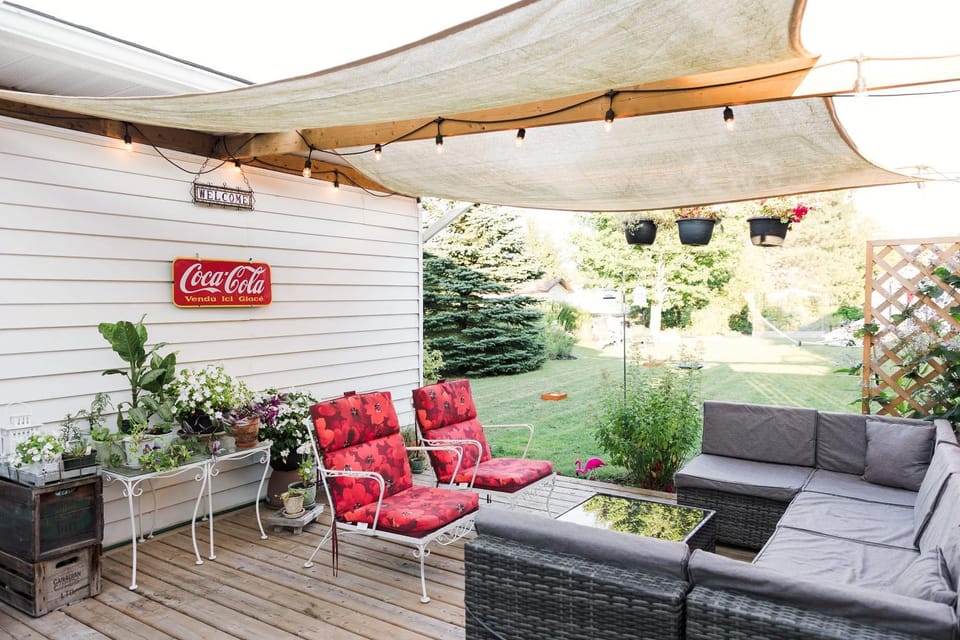 The Old Homestead - Gorgeous backyard w Pizza Oven ST-2021-0127 House in New York