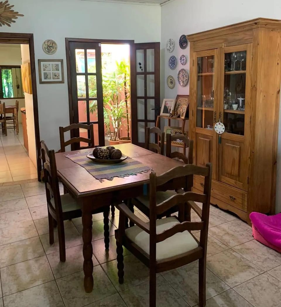 Residência familiar com piscina e área de lazer Vacation rental in State of Rio Grande do Sul