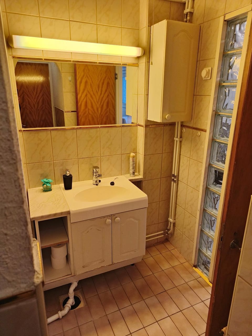 Suuri huoneisto isommalle ryhmälle / Large apartment for bigger group Apartment in Finland
