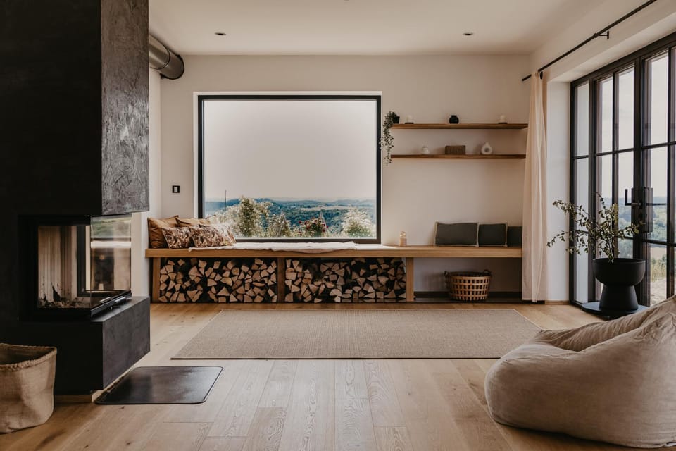 Living room, Seating area, fireplace