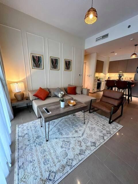 Bed, Living room