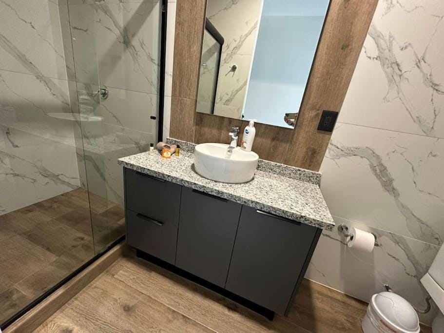 Shower, Bathroom
