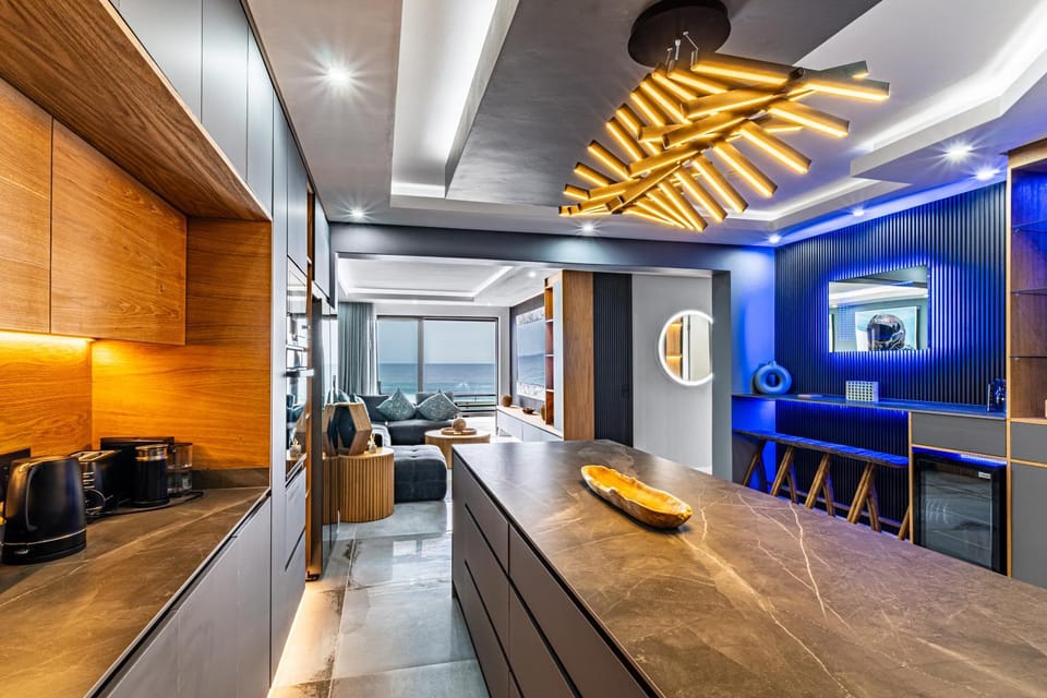Modern Chic Beachfront Apartment Apartment in Dolphin Coast