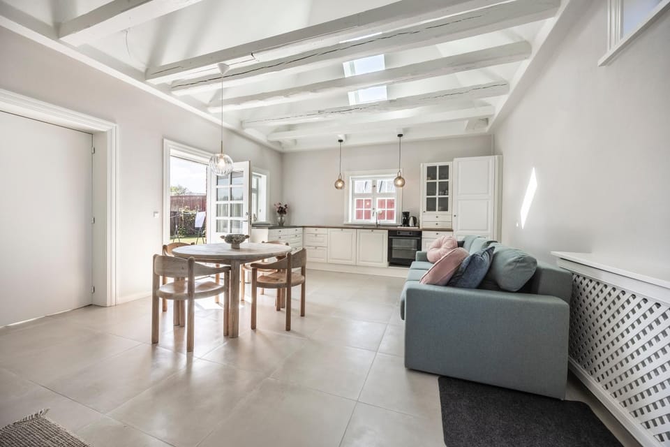 Hirtshals Gamle Station Bed and Breakfast in Hirtshals