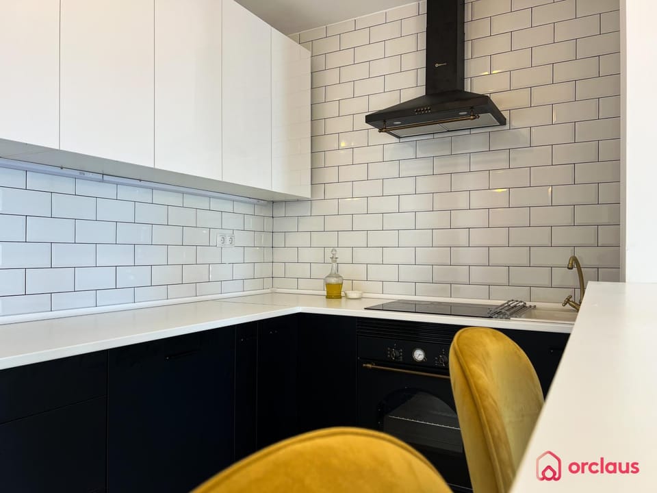 Kitchen or kitchenette, stove