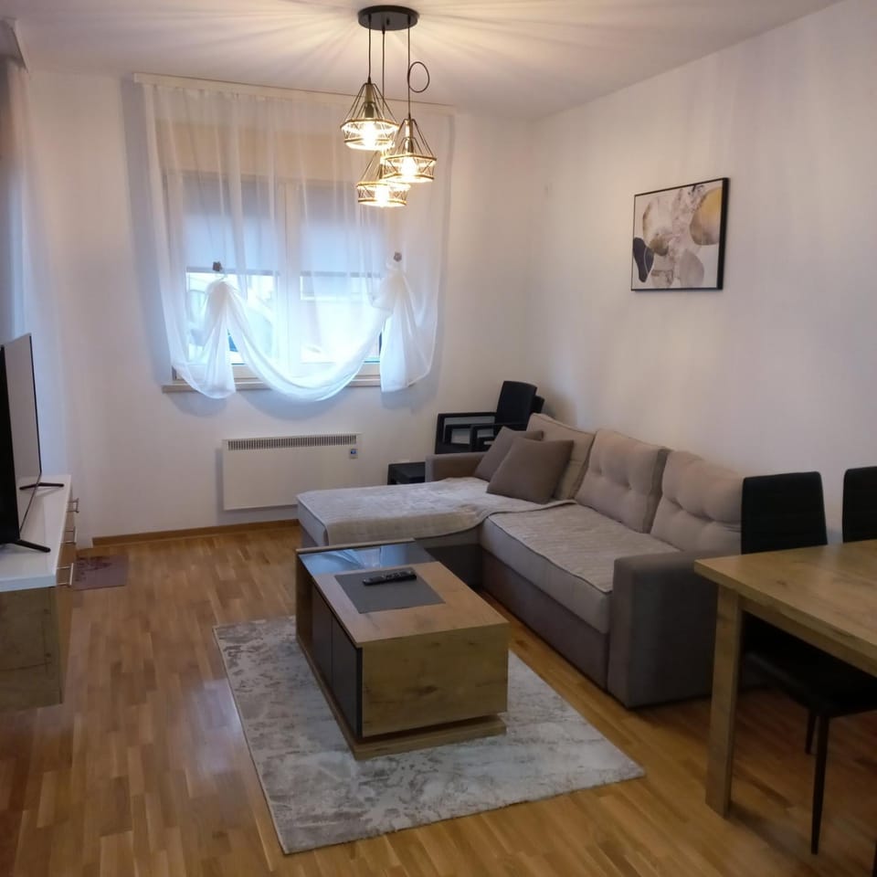 TV and multimedia, Seating area