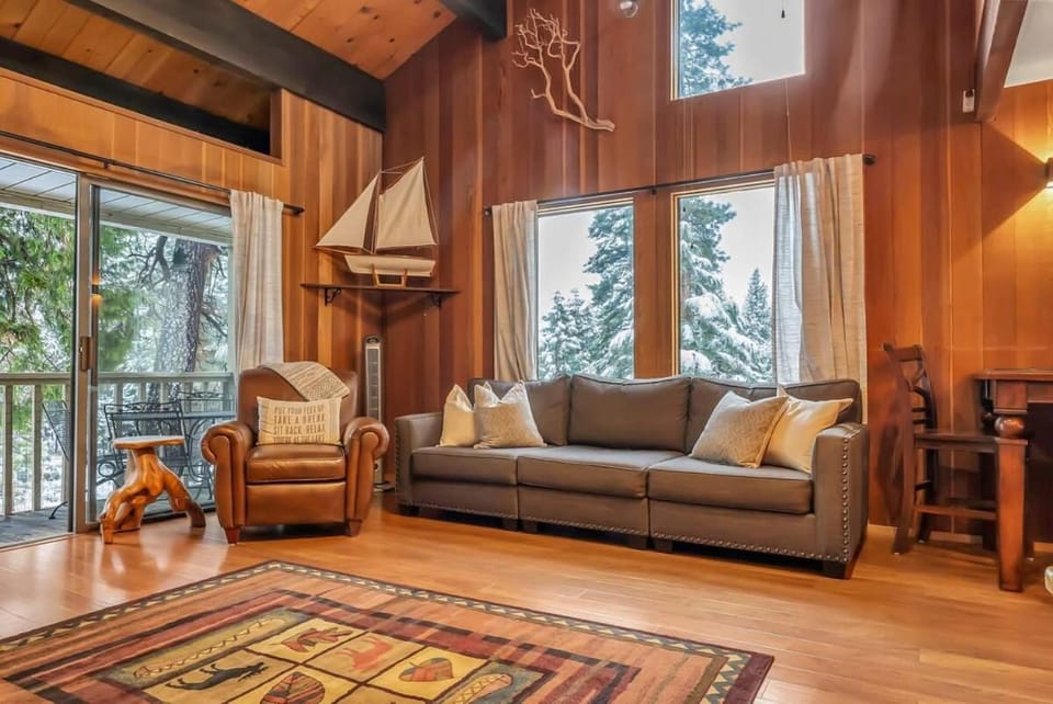 3BD Three Minutes from King Beach House in Tahoe Vista