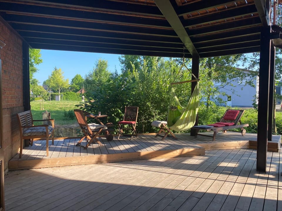 Patio, Garden view