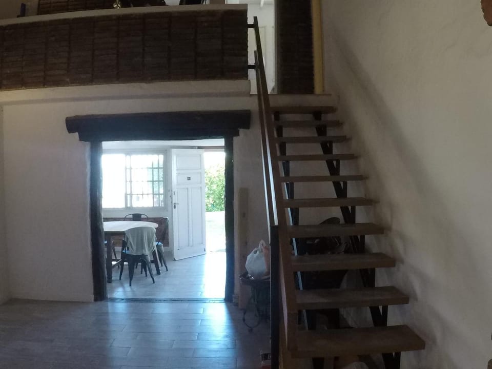 San Miguel del monte 6 personas con pileta House in Buenos Aires Province
