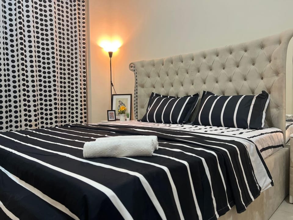Master Room with attach Bathroom Near Mall of the Emirates Vacation rental in Dubai
