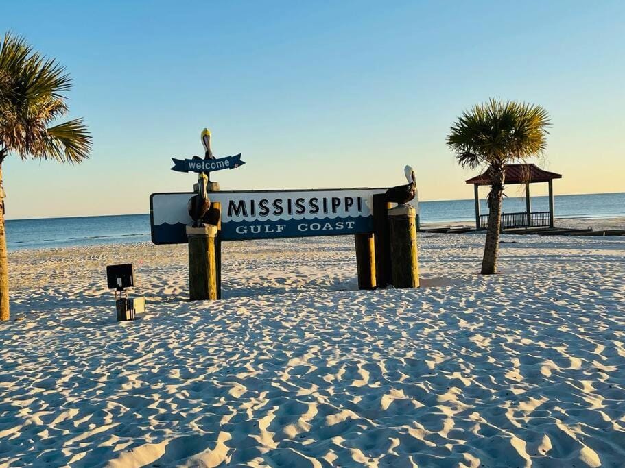 Nearby landmark, Sea view