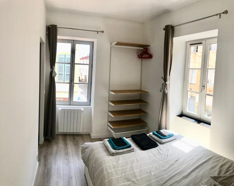 Joli logement au centre de Trévoux Apartment in Auvergne-Rhône-Alpes