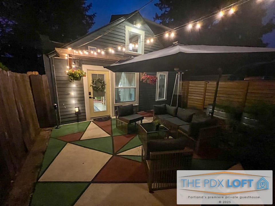Patio, Night