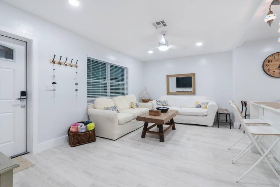 Summer By The Sea 1 Apartment in Pompano Beach