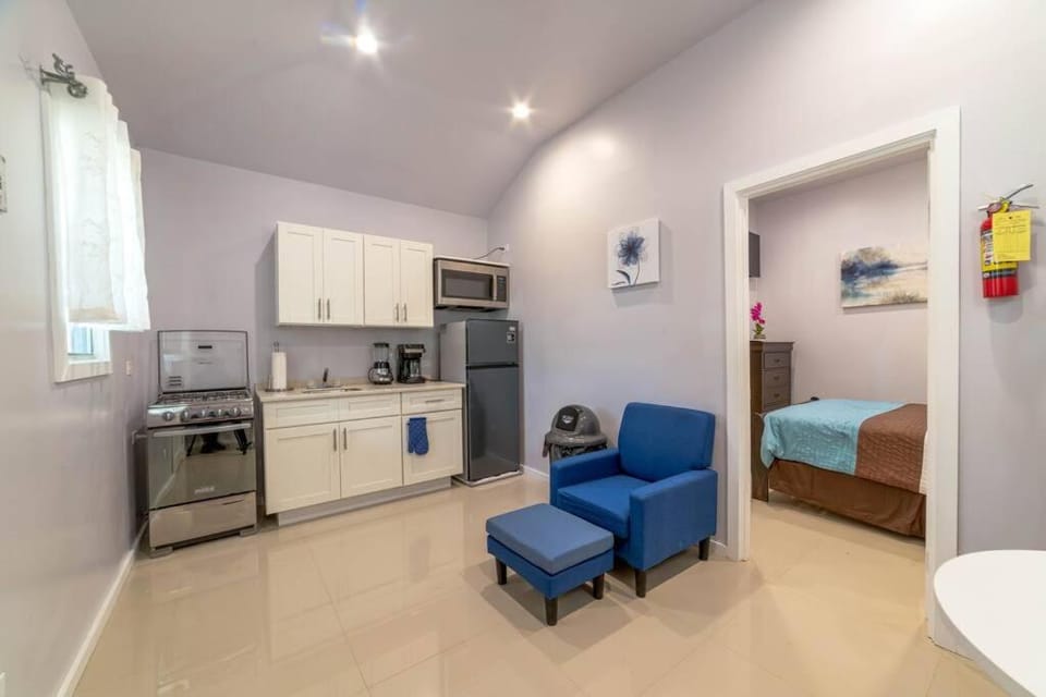 Cozy Corner (Mercy's Place) Apartment in Saint Mary, Antigua and Barbuda