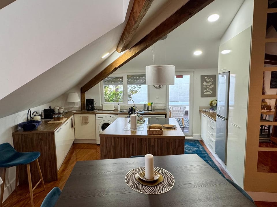 Coffee/tea facilities, Kitchen or kitchenette, Dining area, dishwasher, minibar, pet friendly, stove, toaster, washing machine