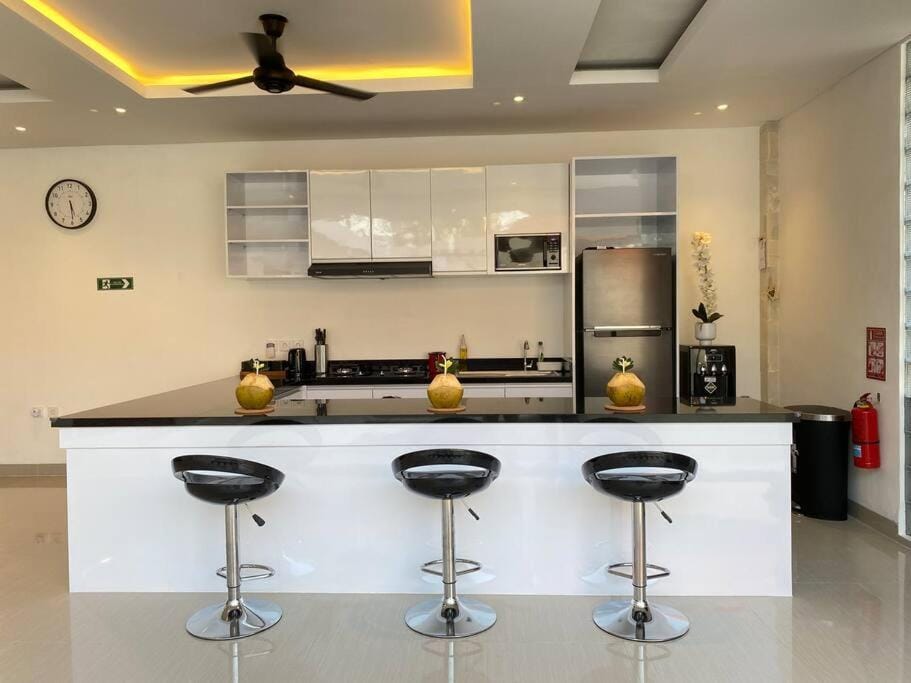 Villa Akmali Umalas 2BR with Private Pool & Jacuzzi Villa in North Kuta
