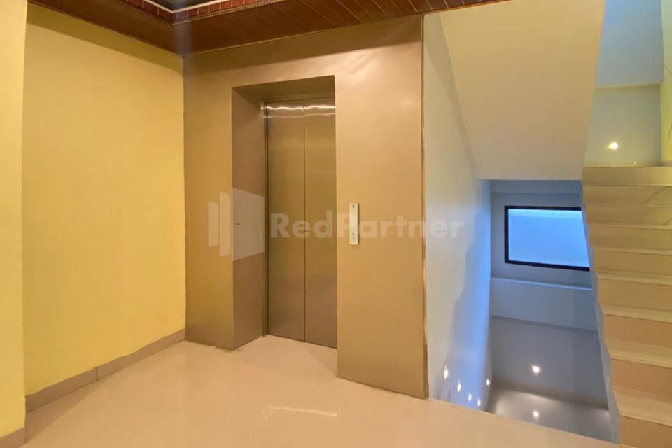 elevator