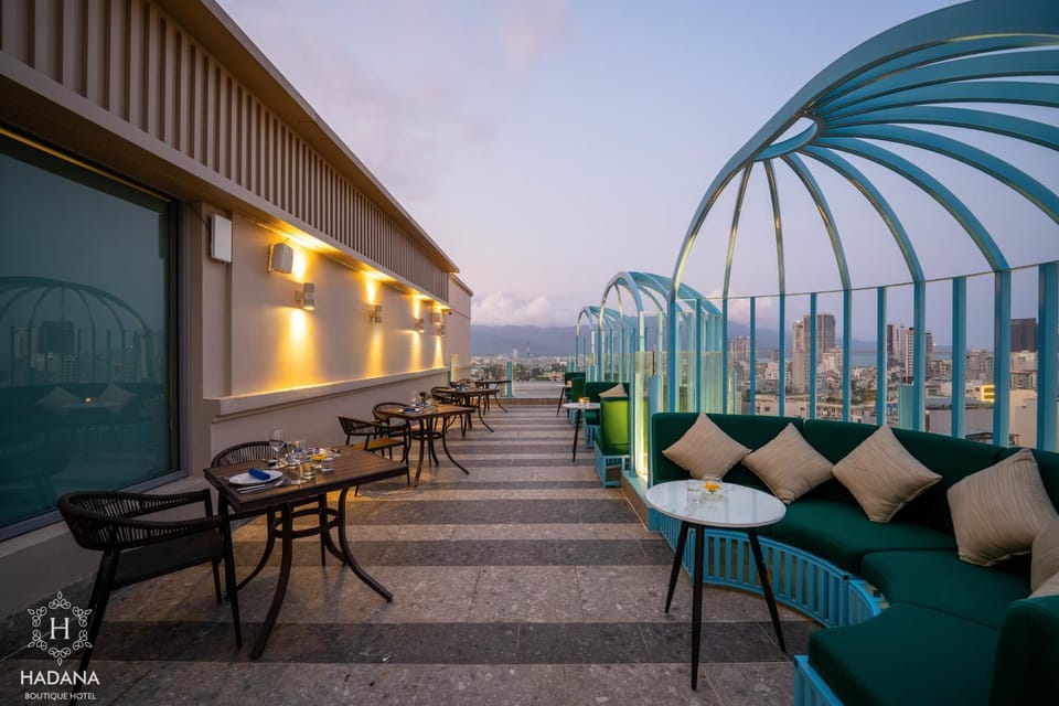 Day, View (from property/room), Seating area