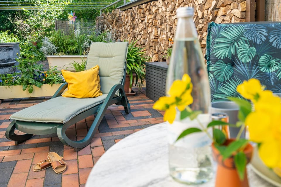 Day, Garden, Seating area