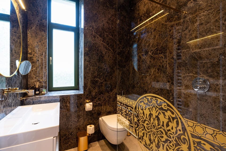 Toilet, Bathroom