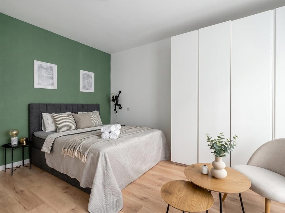 Bed, Photo of the whole room, Bedroom, wardrobe