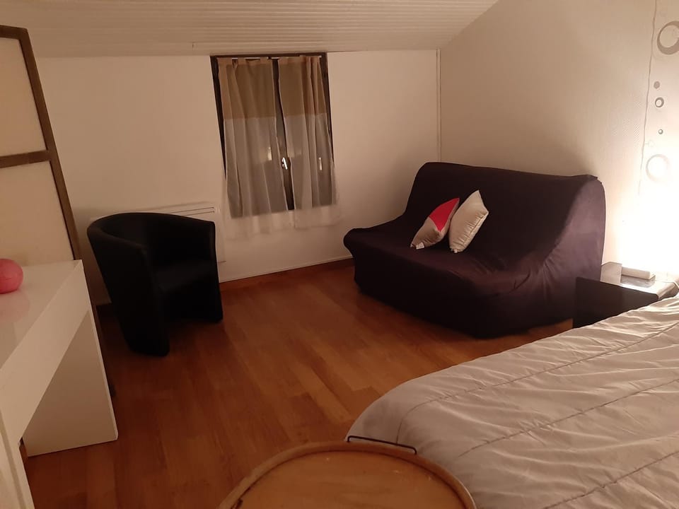 MAISON PAISIBLE , à 6 minutes des plages, vélos. House in Nouvelle-Aquitaine