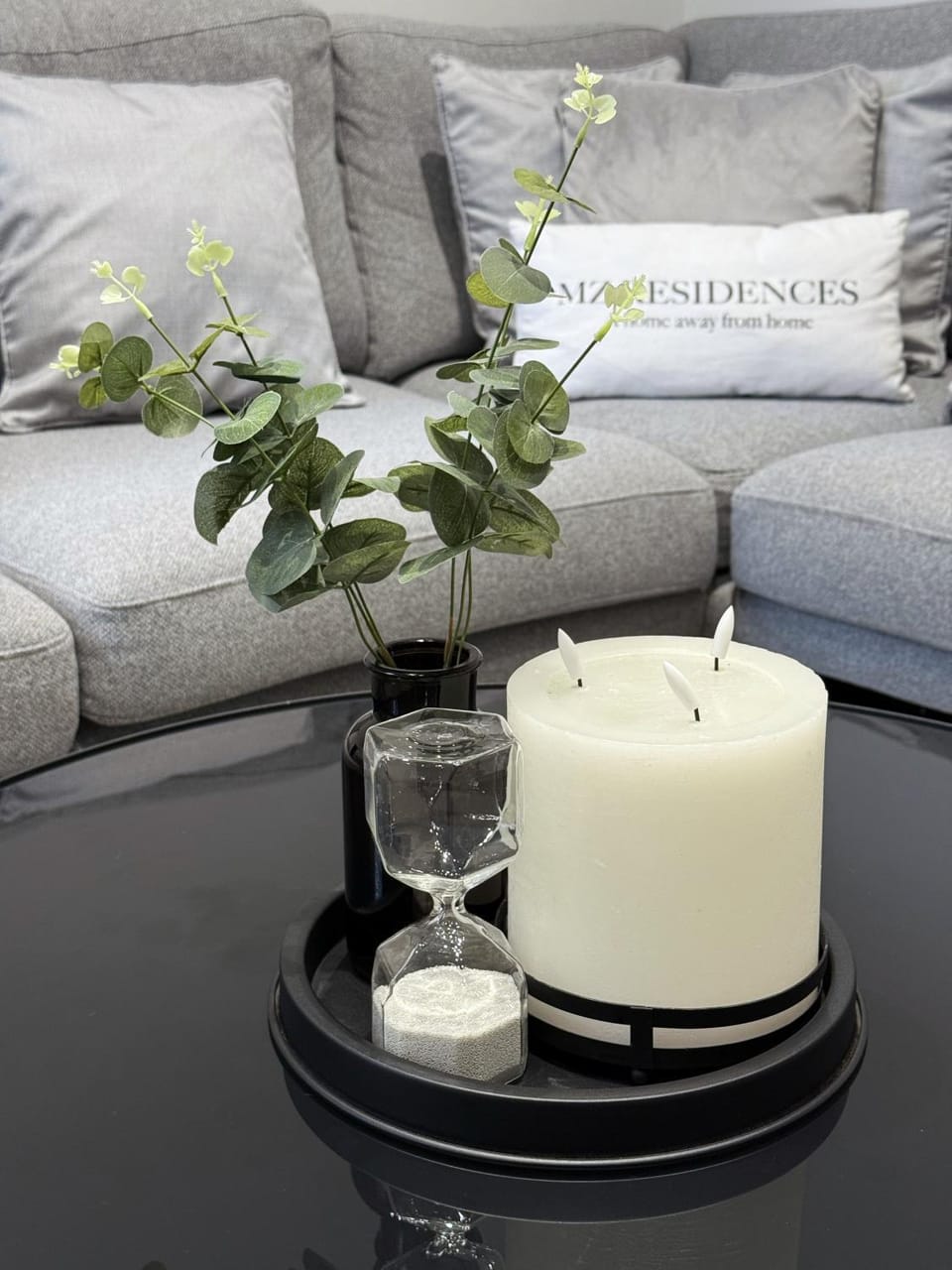 Living room, Seating area