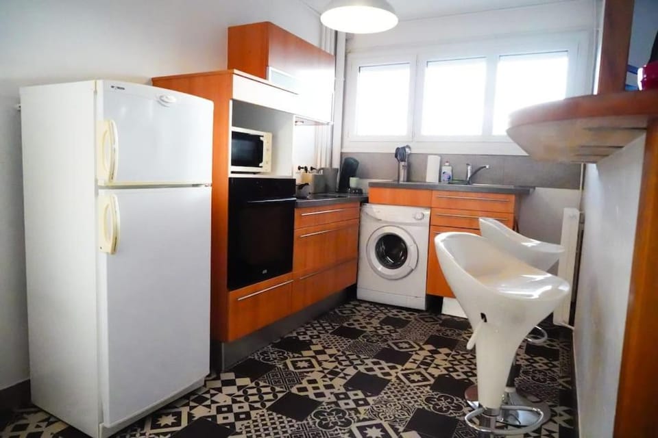 Le Happy • Parking • Terrasse • Calme • Fibre Apartment in Centre-Val de Loire