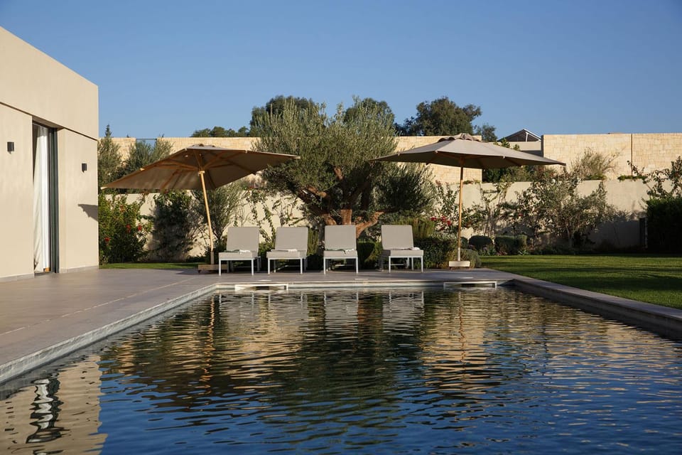 Day, Garden, Balcony/Terrace, Swimming pool, sunbed