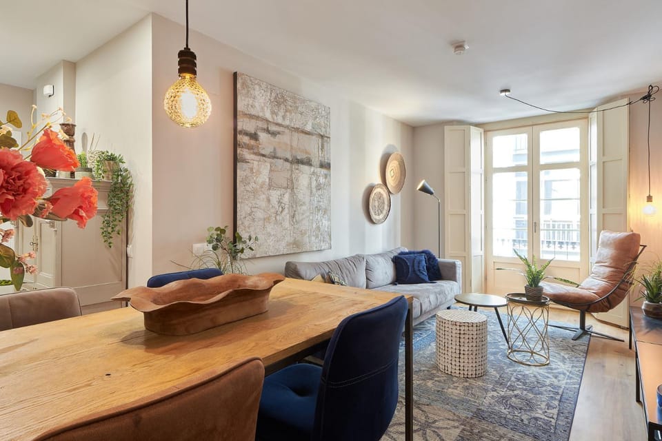 Communal lounge/ TV room, Living room