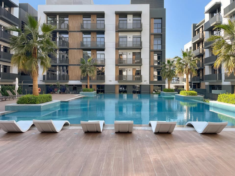 Property building, Pool view, Swimming pool, sunbed