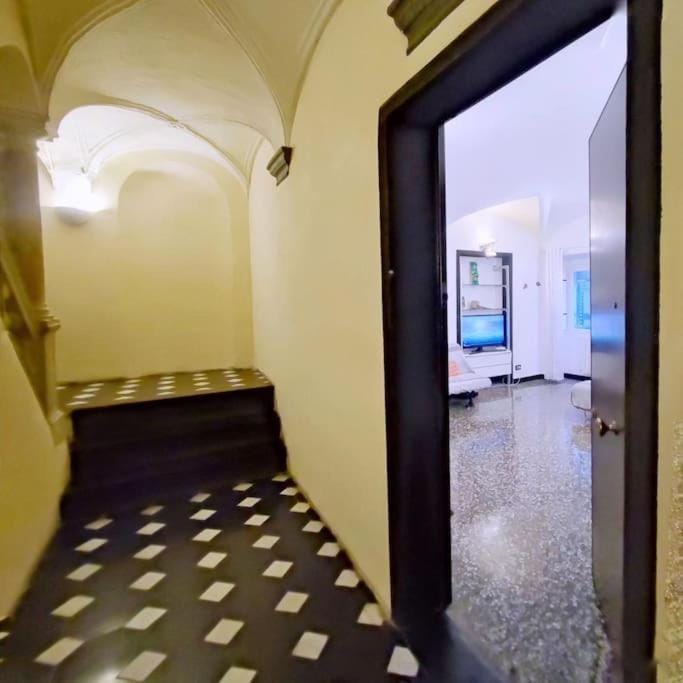 2 passi dall'acquario- Le Vele al Porto Antico House in Genoa