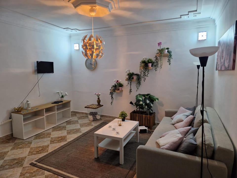 TV and multimedia, Living room, Photo of the whole room, Seating area