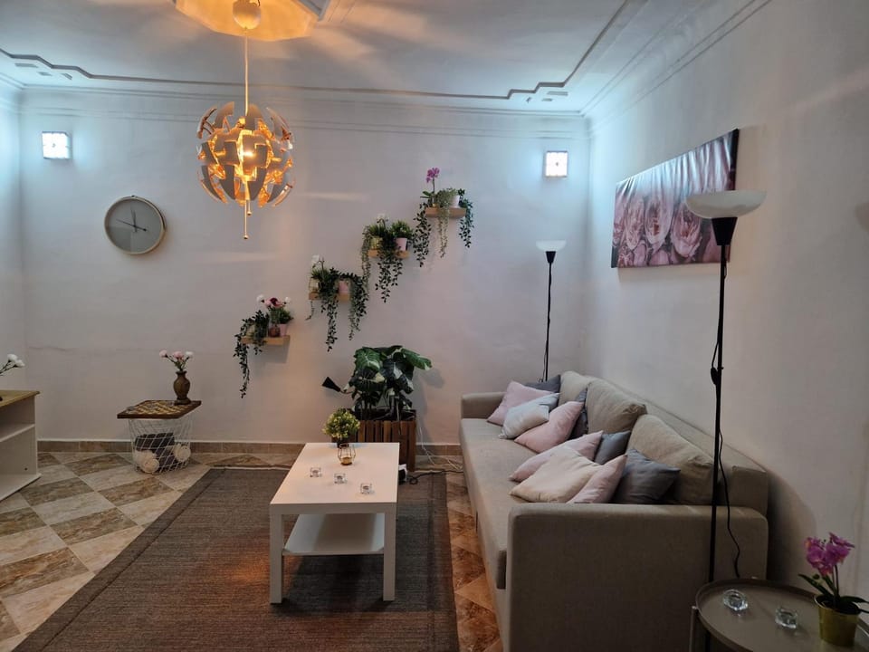 Living room, Lounge or bar