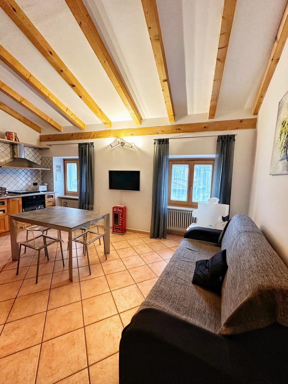 Kitchen or kitchenette, Living room, kitchen