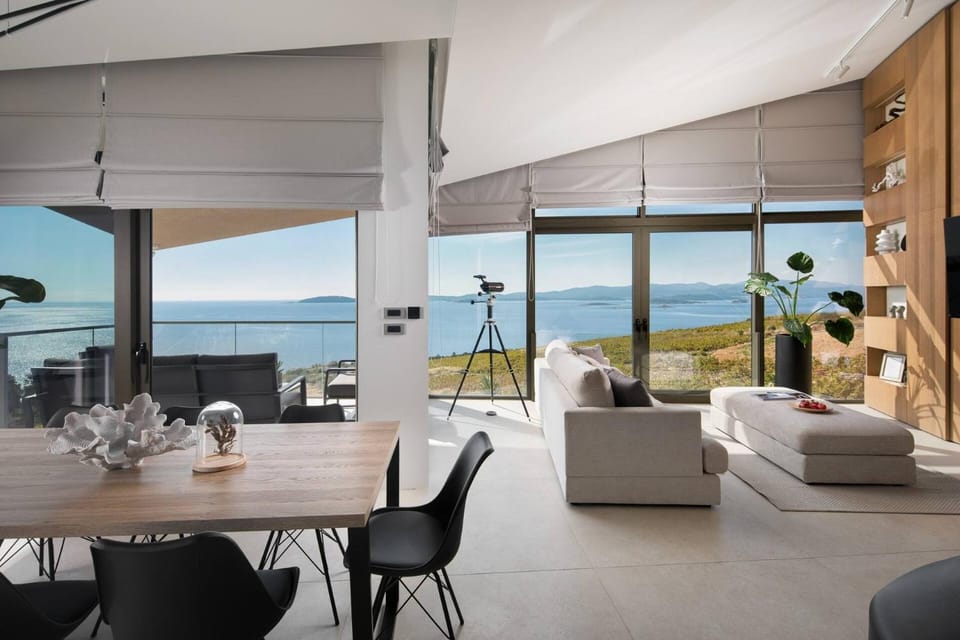Luxury & Unique Villa Bevel House with sea view Villa in Dubrovnik-Neretva County