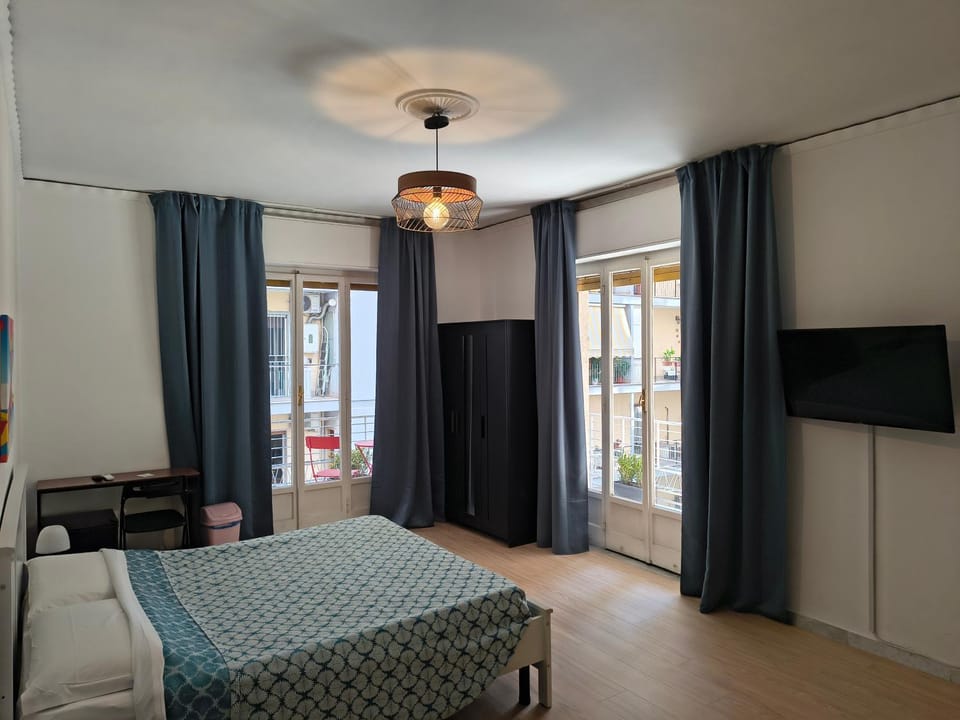 Balcony/Terrace, wardrobe