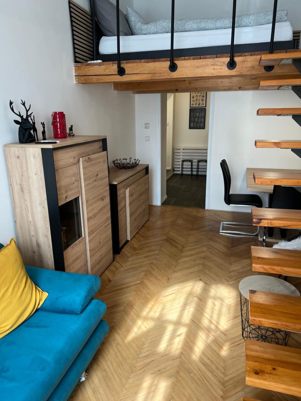 Photo of the whole room
