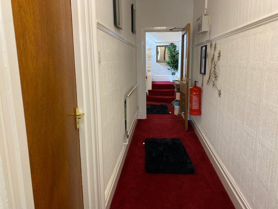 Villa Guest House Bed and Breakfast in Porthcawl