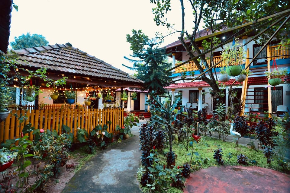 Restaurant/places to eat, Day, Garden, Dining area, Garden view, Area and facilities, Area and facilities, Seasons, furniture