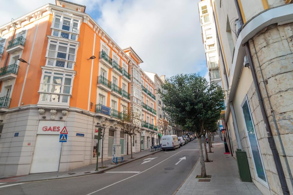 APARTAMENTO HOLIDEA centro ciudad Apartment in Santander
