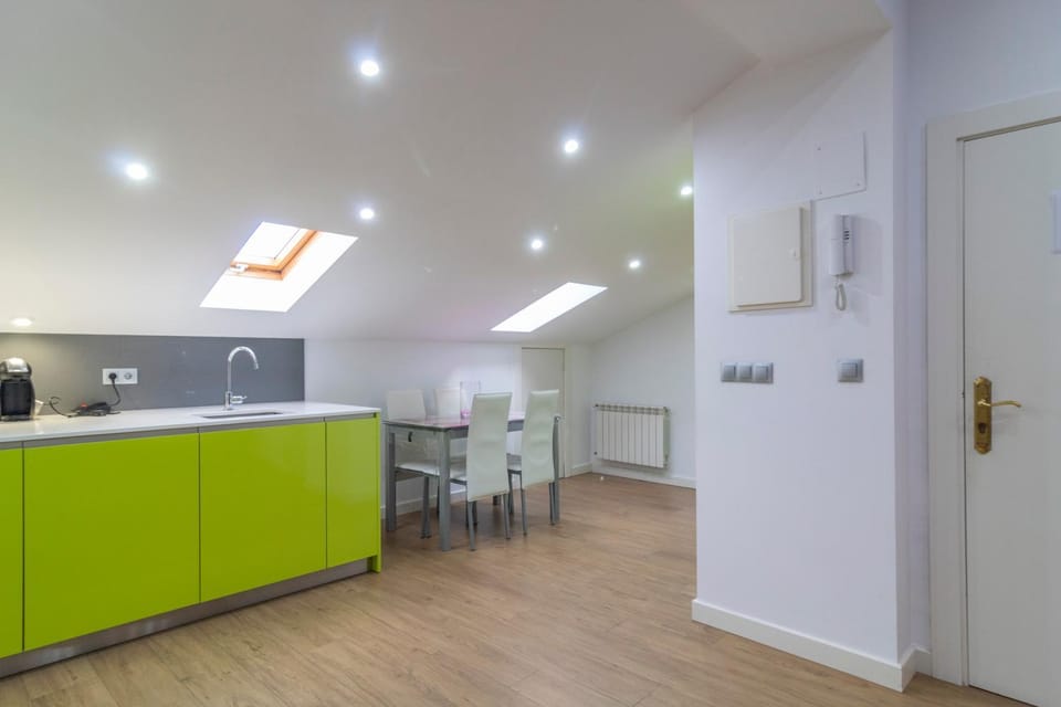 APARTAMENTO HOLIDEA centro ciudad Apartment in Santander