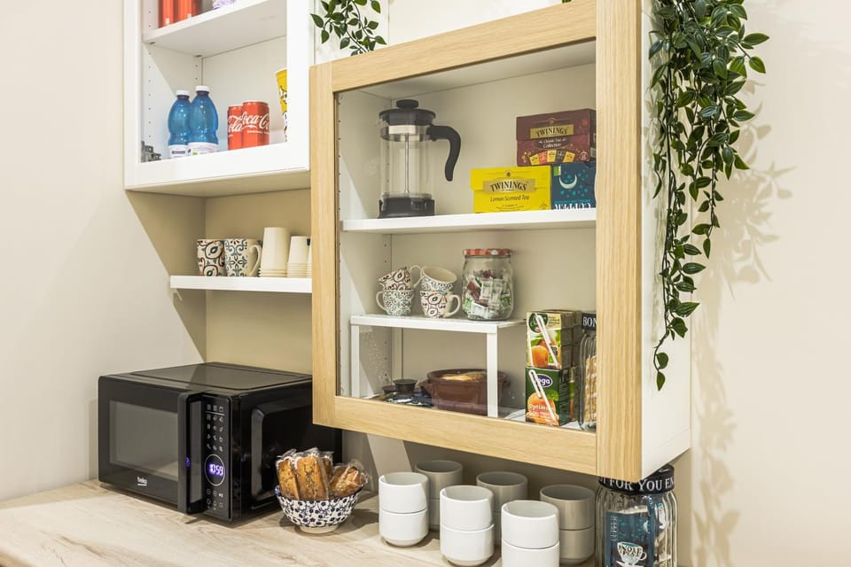 Coffee/tea facilities, Kitchen or kitchenette, minibar